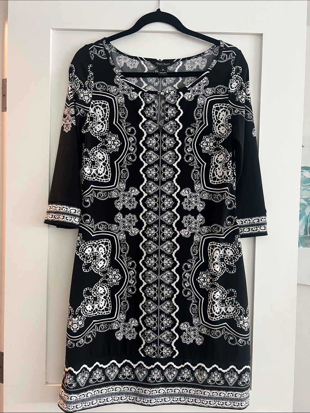White House Black Market Black & White Paisley Print Top - M